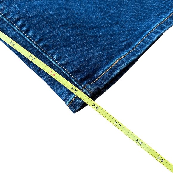 NWT Levi's Wedgie Straight Button Fly Size 24W Cotton Denim Jeans Plus S… - Picture 13 of 16